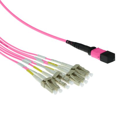 ACT 3 meter Multimode 50/125 OM4 fanout patchkabel 1 X MTP female - 4 X LC duplex 8 vezels