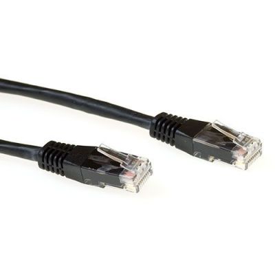 ACT Zwarte 1,5 meter LSZH U/UTP CAT6A patchkabel met RJ45 connectoren