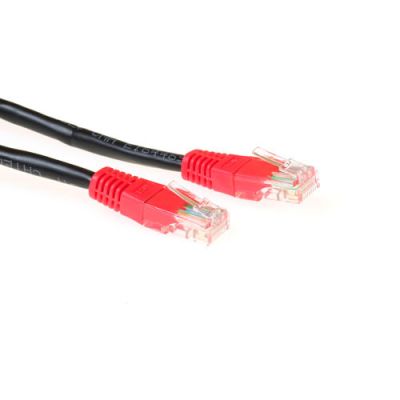 ACT Zwarte 2 meter U/UTP CAT5E patchkabel cross met RJ45 connectoren